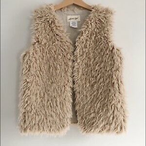 Hannah Kate fur vest small